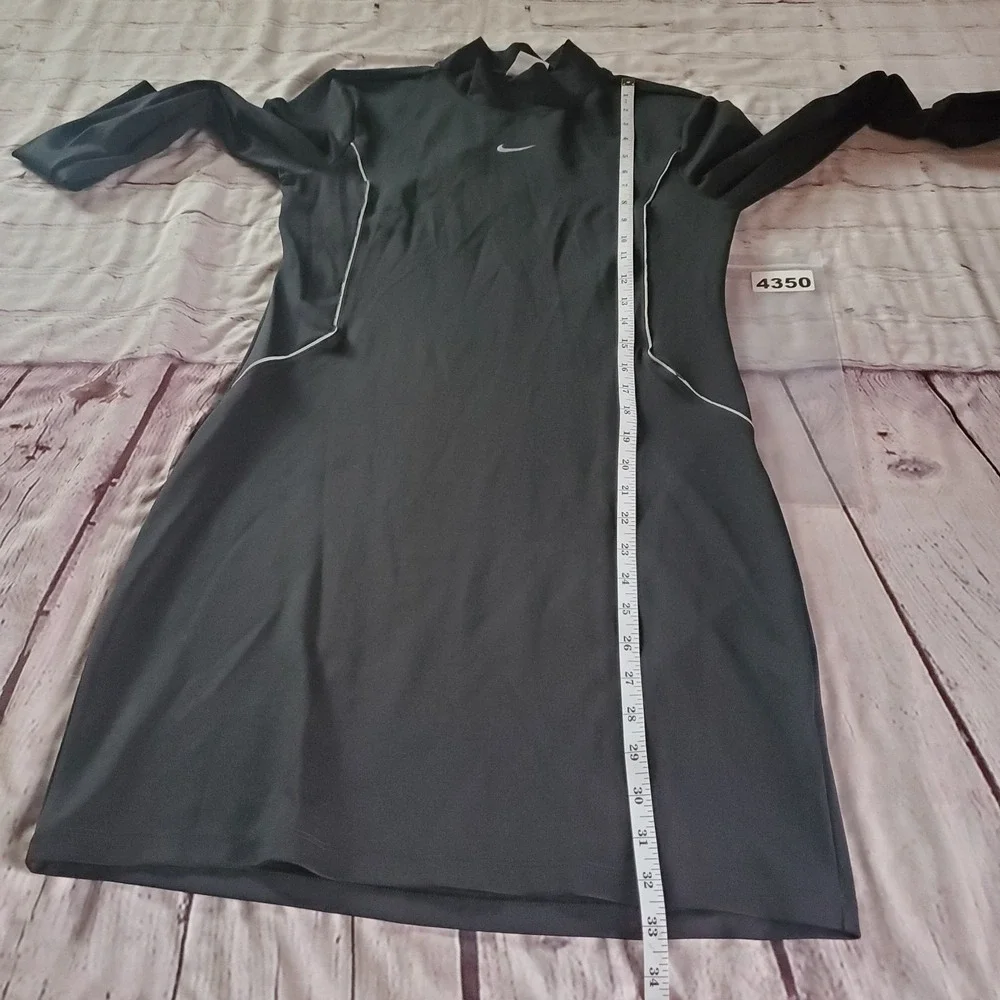 Nike Long Sleeves Black Dress Sport Fitted Athletic Reflective Pullover Stretchy